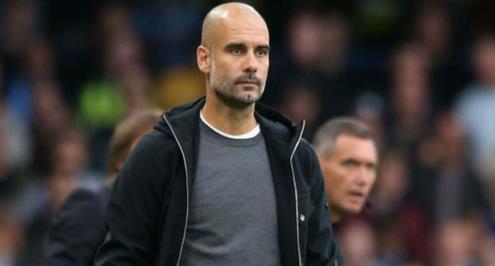 جوارديولا يسعى للتعاقد مع نجم بوروسيا دورتموند